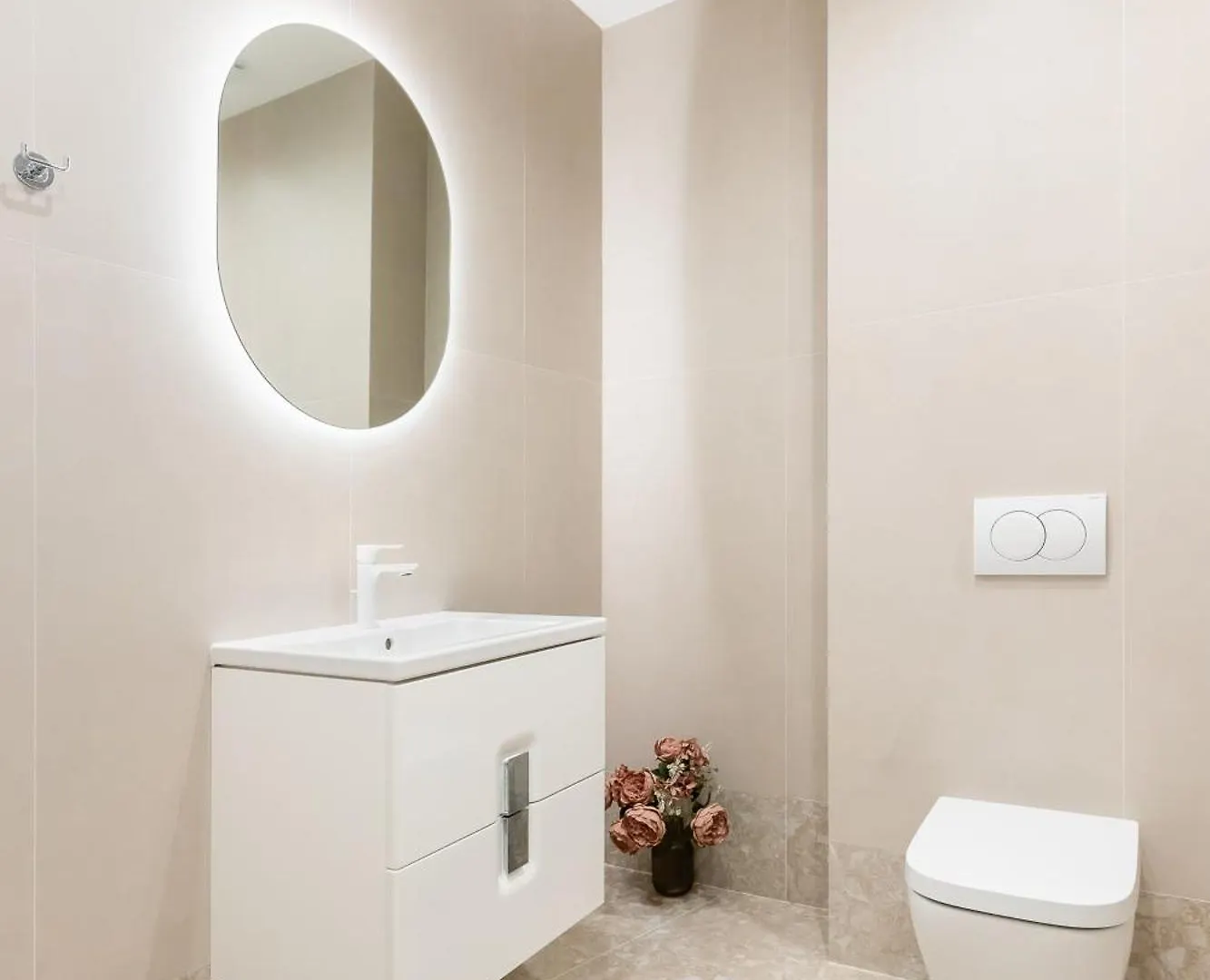 Roots One - Lakeview Escape With Balcony & Parking Bucharest
