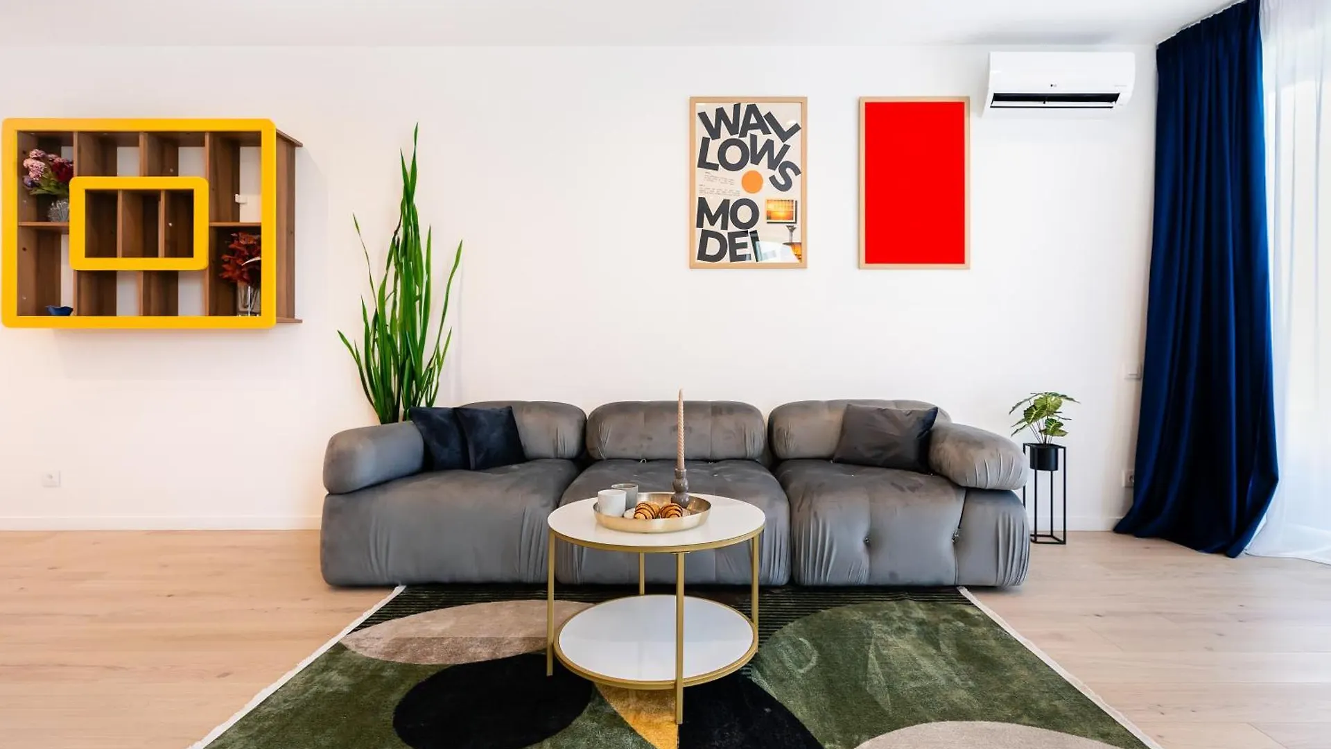 Apartment Roots One - Lakeview Escape With Balcony & Parking Bucharest